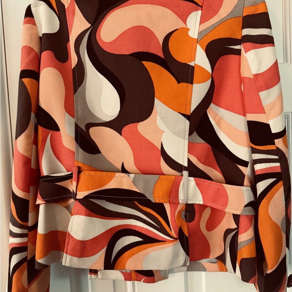 Carlisle Women's Abstract Orange and Brown Blazer - Picture 2 of 4
